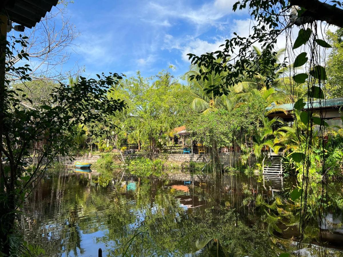 Lagi Farmstay Exteriör bild